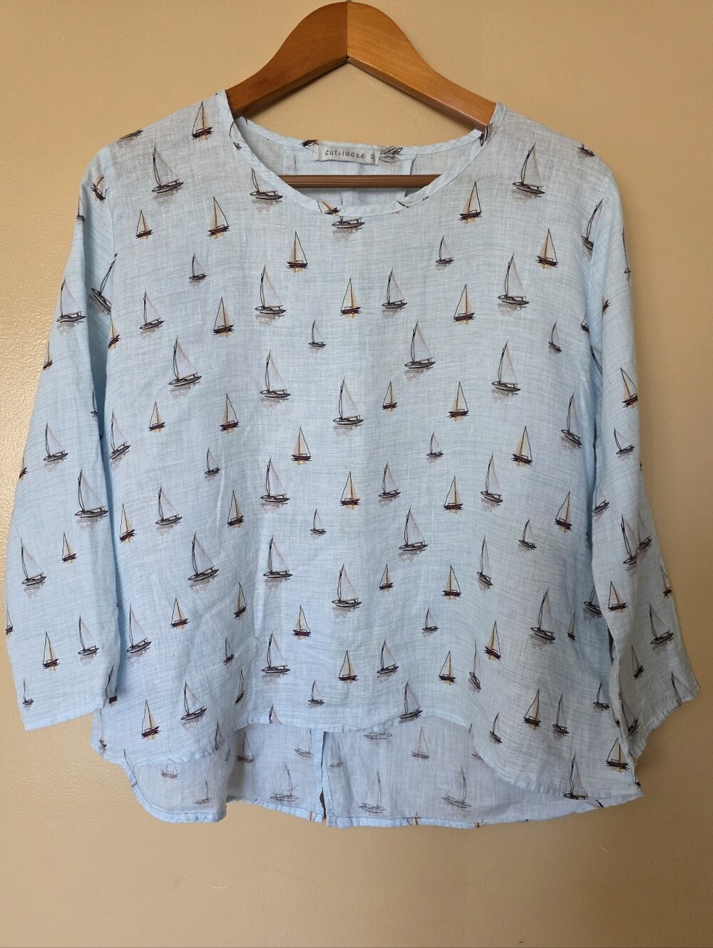 Cut Loose Linen Top Size M Light Blue Sailboat Print 3/4 Sleeve Coastal Nautical
